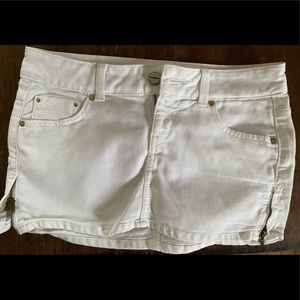 Guess Jeans mini skirt with side zip detail